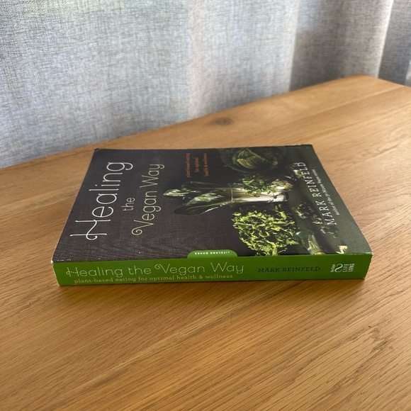 Healing the Vegan Way ◡̈ Plant-Based Eating... by Mark Reinfeld  · Cookbook - Picture 5 of 6